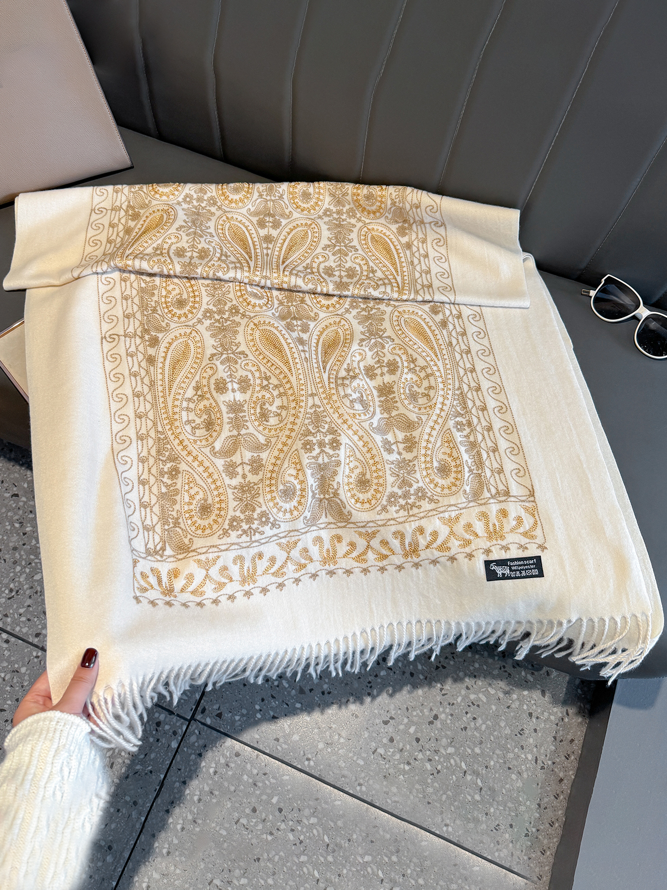 Luxury Thick Warm Paisley Pash - đánh giá và giá Woven Scarf Blanket