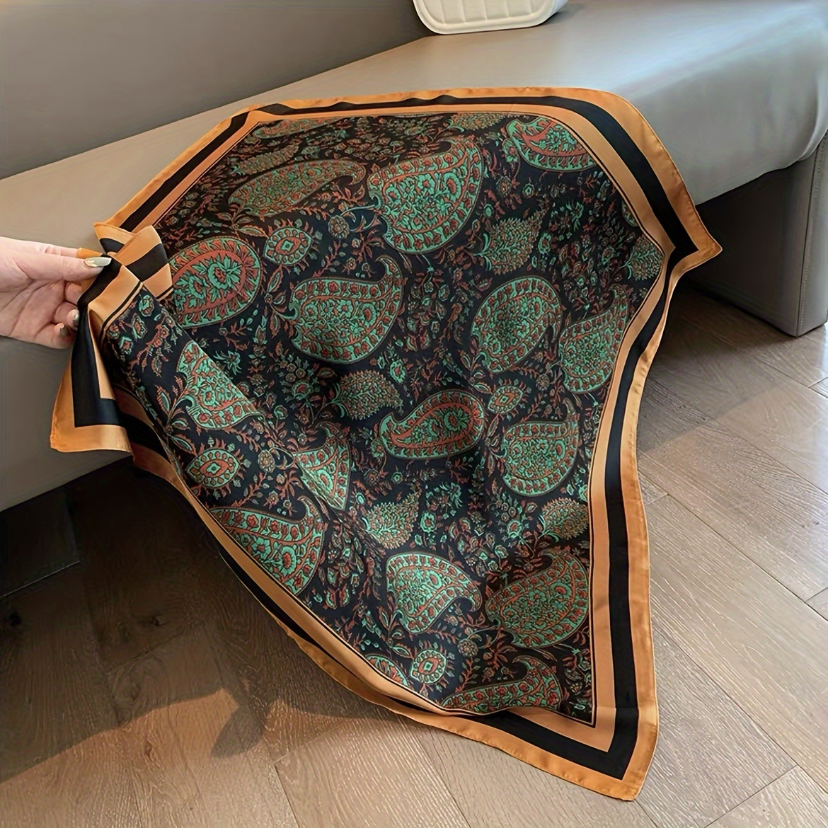 Fashionable Imitation Silk Sca - đánh giá và giá Scarf Silk Square