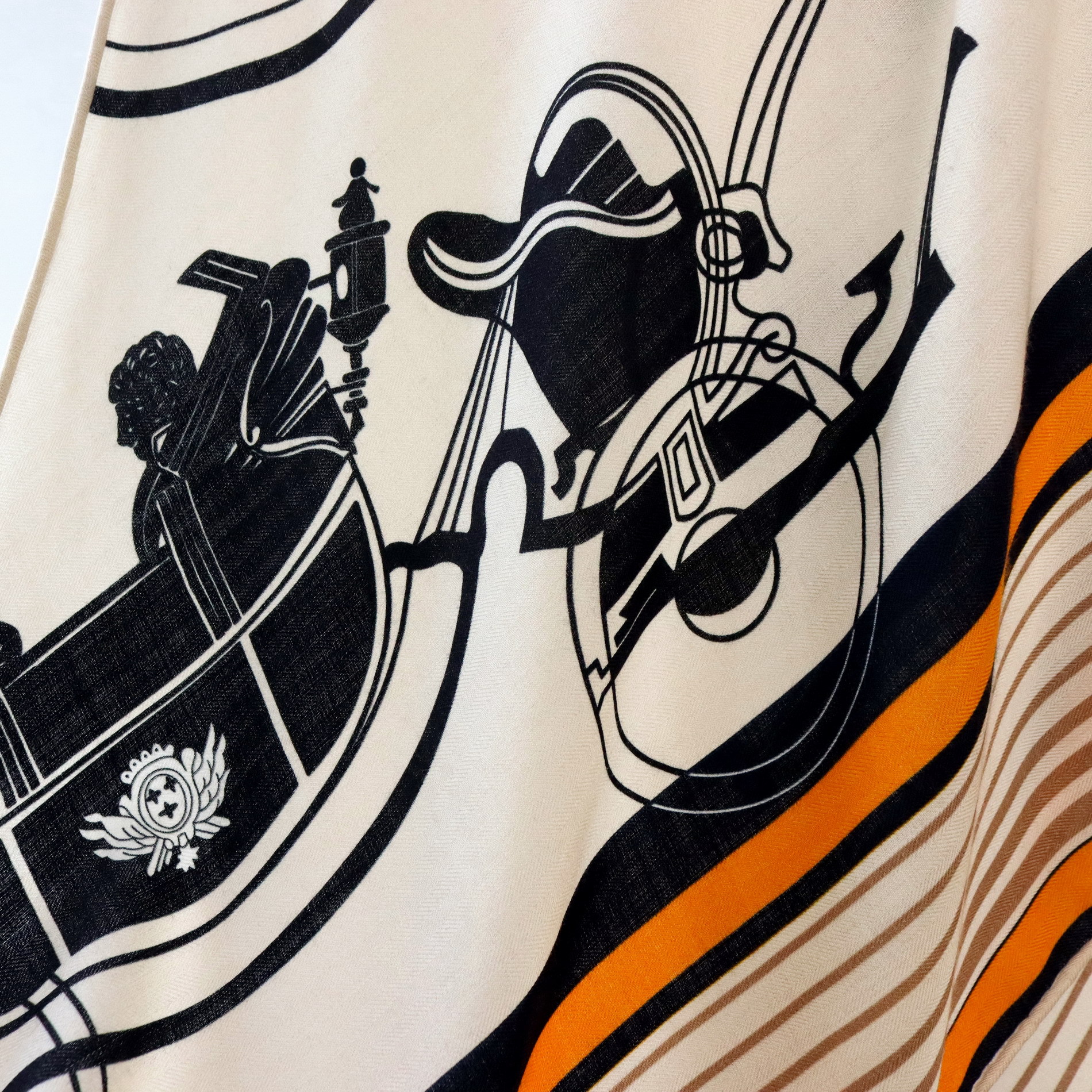 Vintage Equestrian Print Silk  - đánh giá và giá Pashmina Wrap Large