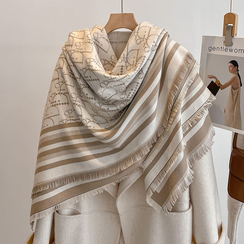 Elegant Striped Design Scarf I - đánh giá và giá Woven Scarf Blanket
