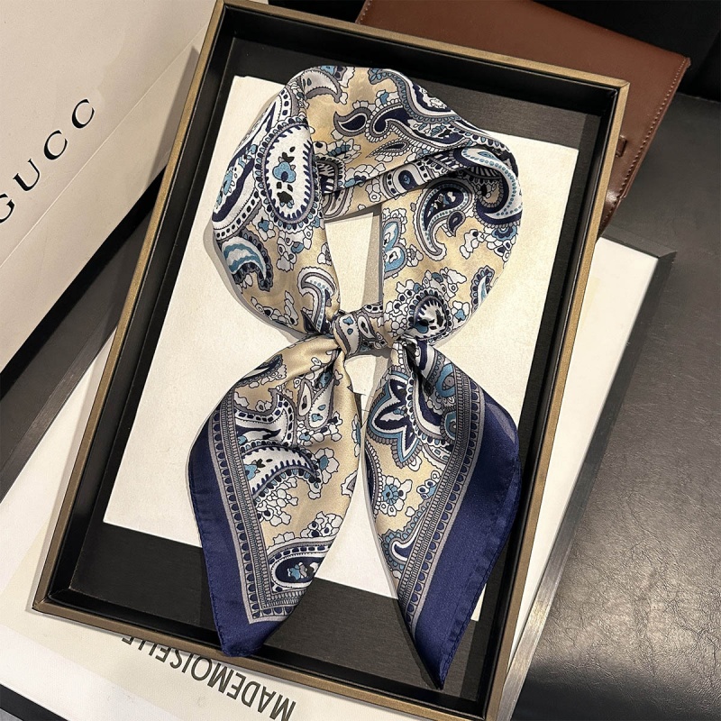 Luxury Satin Square Scarf Pais - đánh giá và giá Ascot Neck Scarf